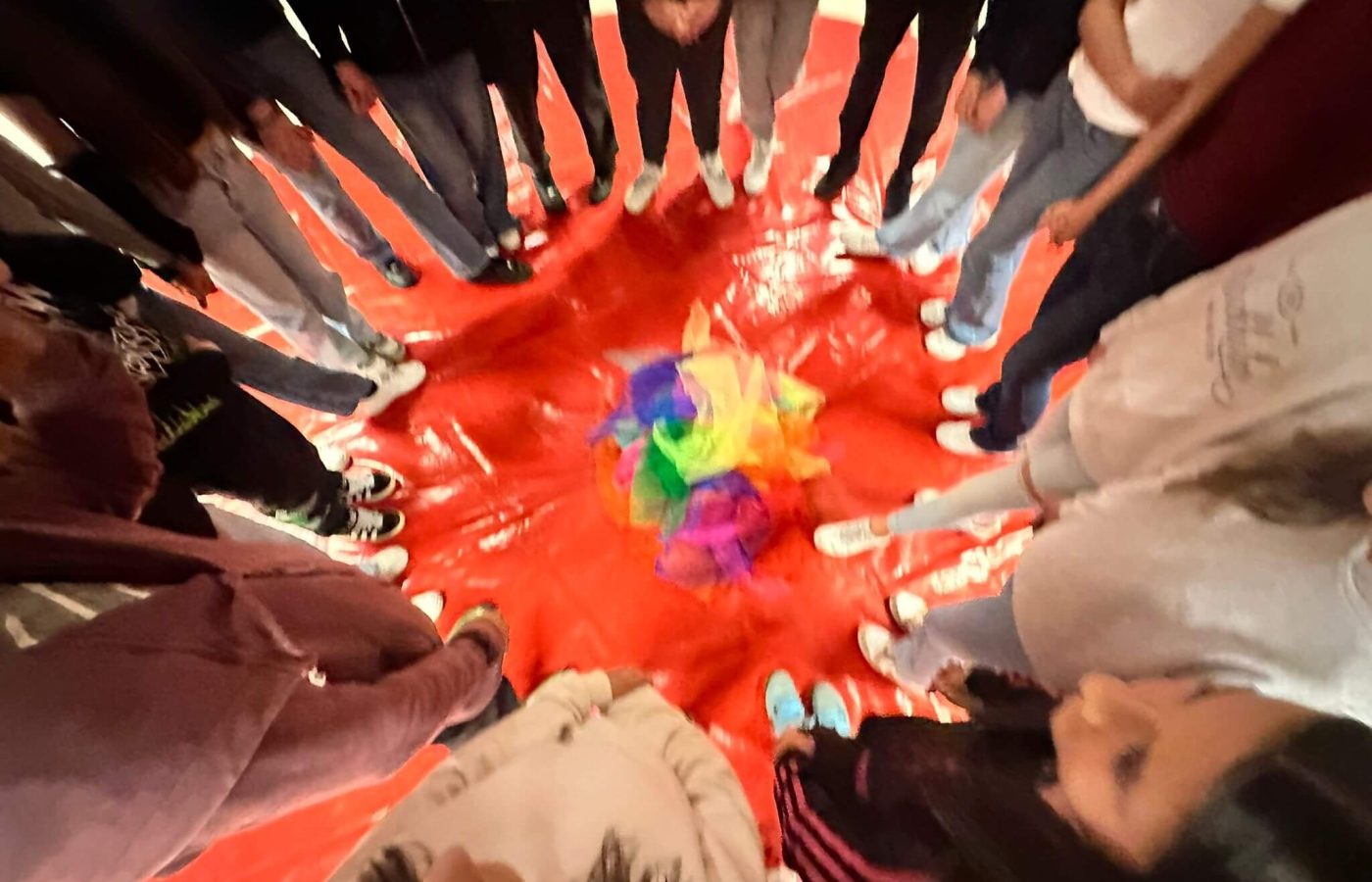 Crescere insieme: l’amicizia come luogo dove nasce la fiducia